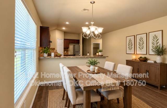 8401 SW 47th Cir Gallery 2
