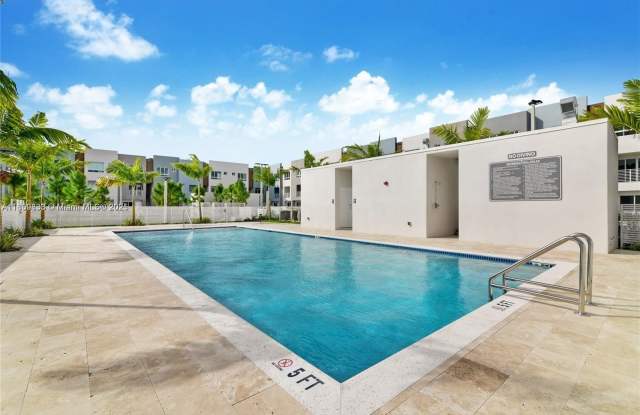 2561 NE 193rd St photos photos 2561 NE 193rd St photos photos