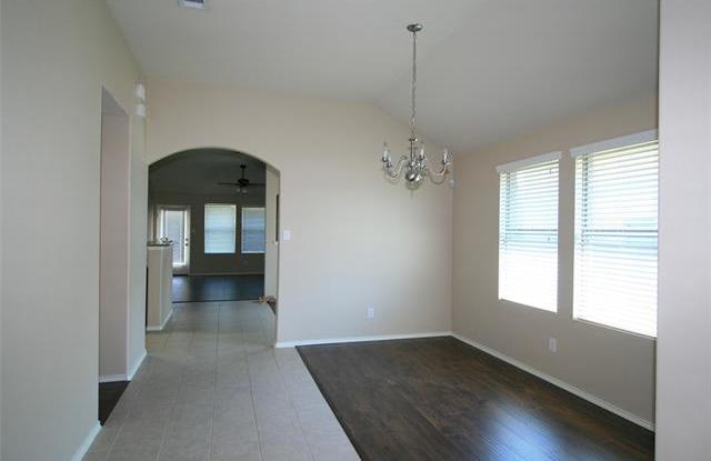 5490 Manitou Drive Gallery 4