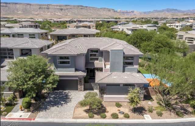 47 Pristine Glen Street photos photos