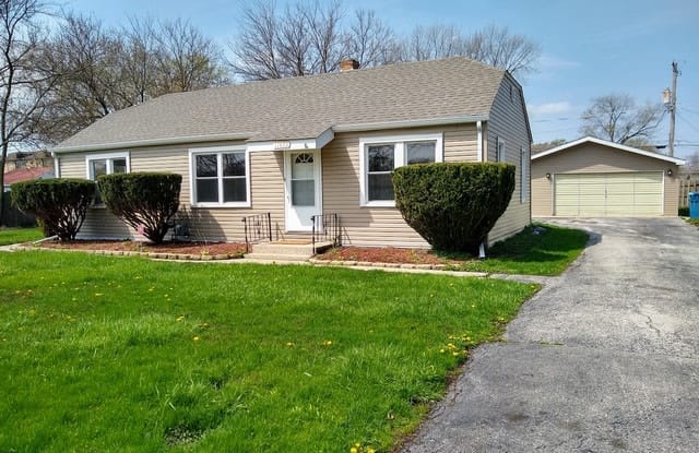 11652 South KOMENSKY Avenue - 11652 South Komensky Avenue, Alsip, IL 60803