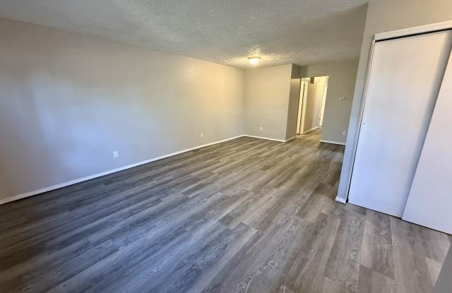 4016 Hoover Avenue - 4016 Hoover Avenue, Dayton, OH 45402