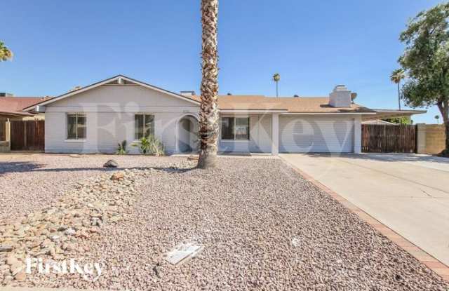 4643 West Mountain View Road photos photos