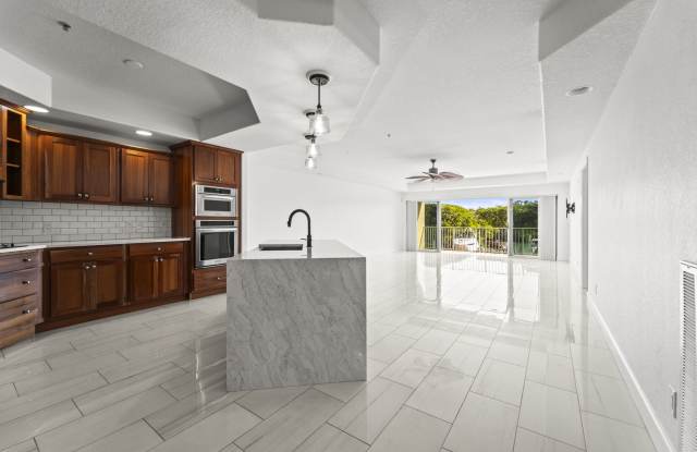 1645 Pinellas Bayway South - B2B2 Gallery 3
