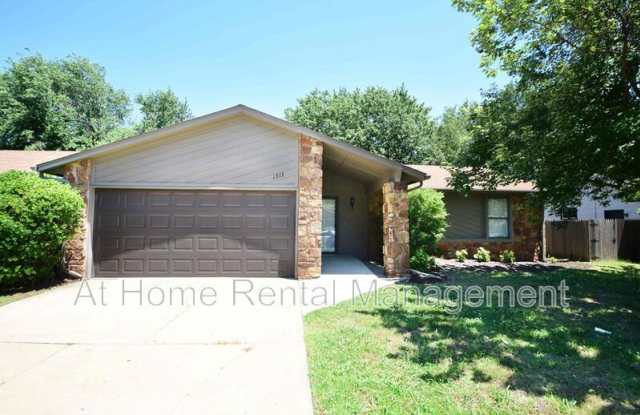1717 North Desert Palm Avenue photos photos