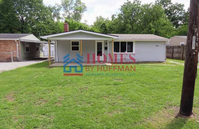 Three Bedroom | Detached Garage photos photos