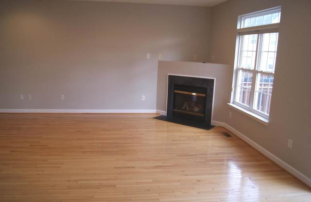 8589 LIGHT MOON WAY Gallery 4