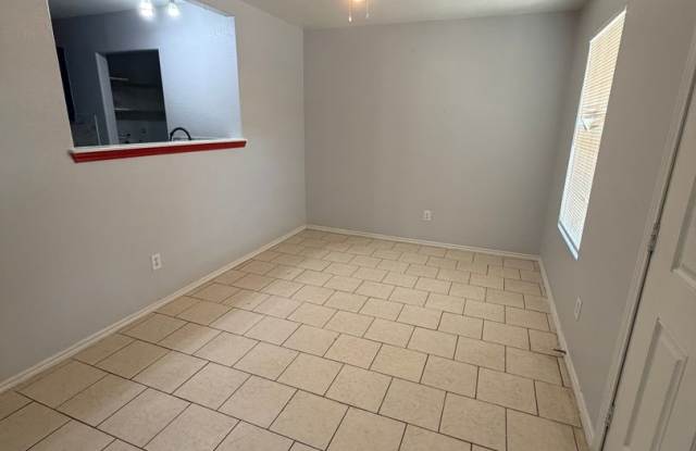 Foster Meadows 3 bedroom, 2 bath home Gallery 4