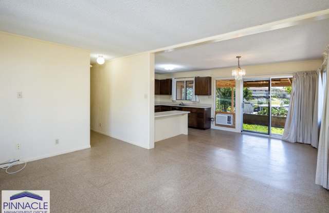 98-1437 Hoohonua St. Gallery 4