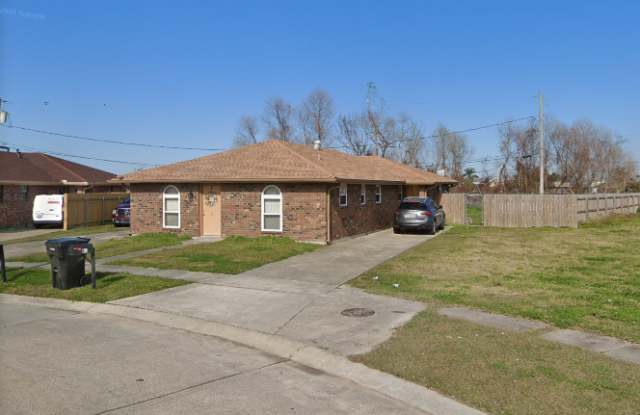 81 Phillip Court East Gallery 1
