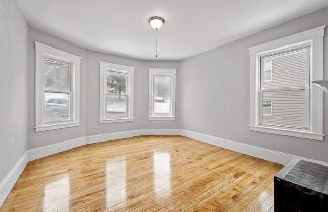 256 Belmont St. unit: B photos photos