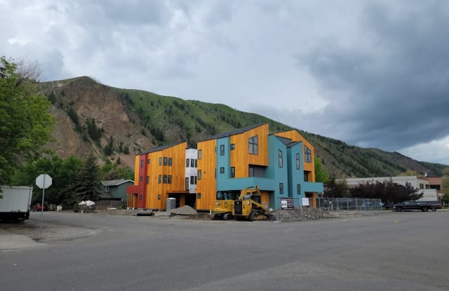 109 Spruce Street - 1 photos photos