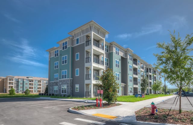 San Mateo Crossing photos photos