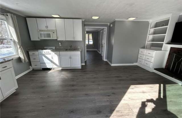 22 Lancaster Drive Gallery 3
