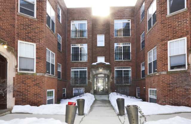 5878 North Ridge Avenue - 5878 North Ridge Avenue, Chicago, IL 60660
