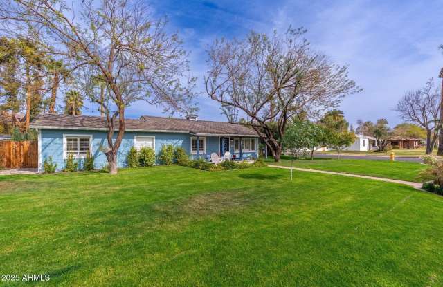 300 W OREGON Avenue - 300 West Oregon Avenue, Phoenix, AZ 85013