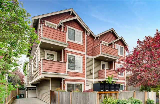 Beautiful Top of Queen Anne Townhome - 3 Beds / 2.5 Baths photos photos Beautiful Top of Queen Anne Townhome - 3 Beds / 2.5 Baths photos photos