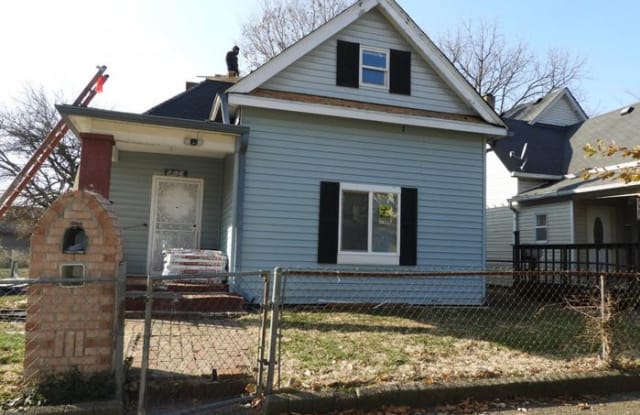 208 North Tacoma Avenue - 208 North Tacoma Avenue, Indianapolis, IN 46201