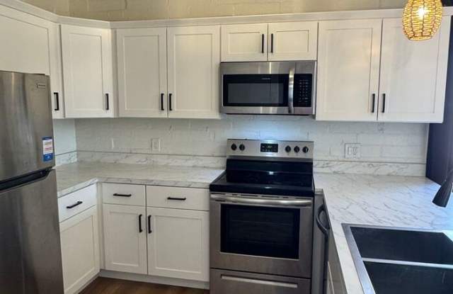 205 West 25th Street photos photos