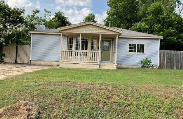 2 Bed 1 Bath Newly Remodeled Home in Del City photos photos