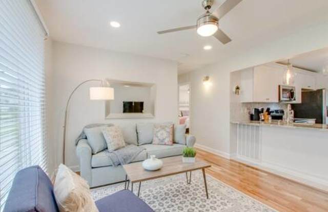 6319 Thunderbird Dr photos photos