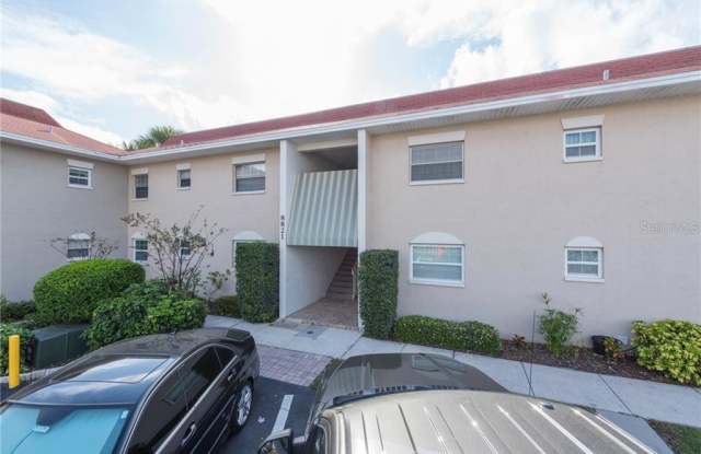 8821 BAY POINTE DRIVE Gallery 2