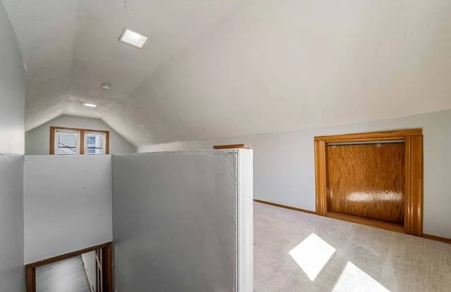 3 bed Garfield cape cod now available Gallery 4