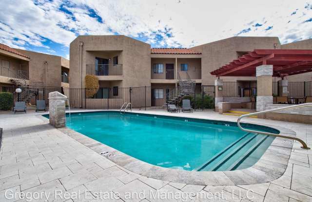 1352 E. Highland Ave. #218 - 1352 East Highland Avenue, Phoenix, AZ 85014