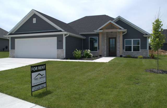 Beautiful 3 Bed 2 Bath Ranch In The Brooks! photos photos