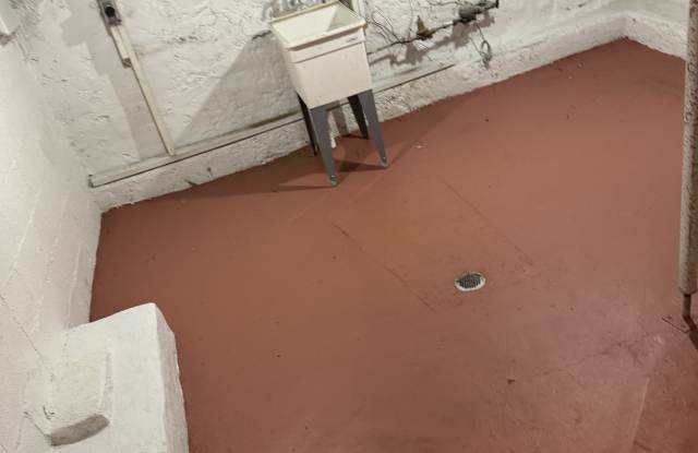 214 Seneca Street Gallery 2