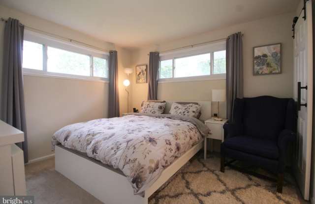 4429 ROUNDHILL ROAD Gallery 4