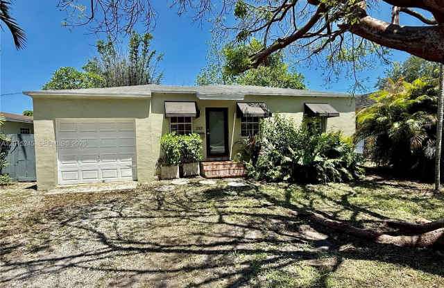 2321 SW 31 Ave photos photos 2321 SW 31 Ave photos photos