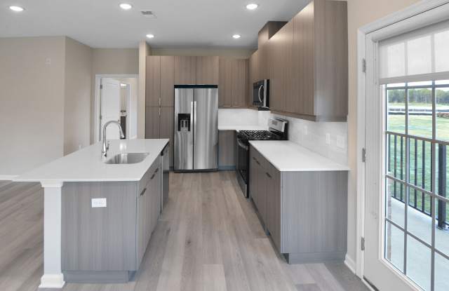 The Villas at Glenwood Gallery 4