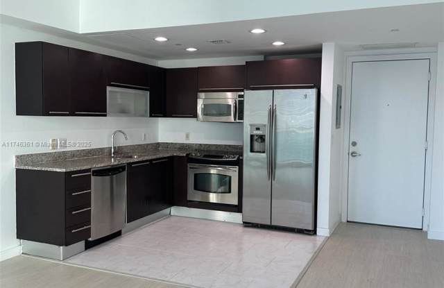 950 Brickell Avenue - 950 Brickell Avenue, Miami, FL 33131