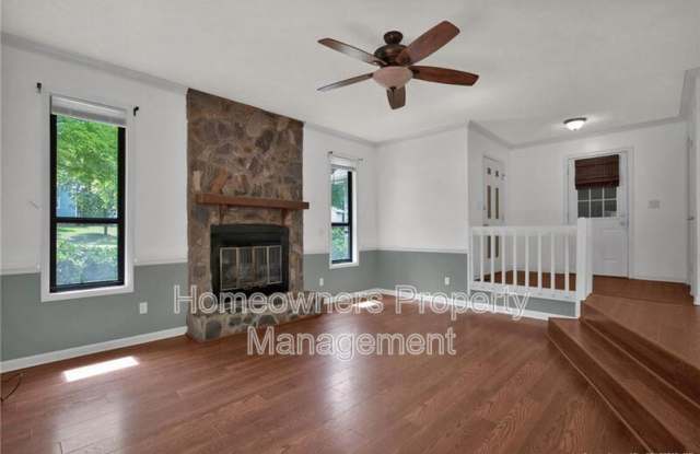 5529 Deep Hollow Ct Gallery 3