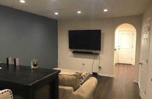 3024 W 107th pl B Gallery 4