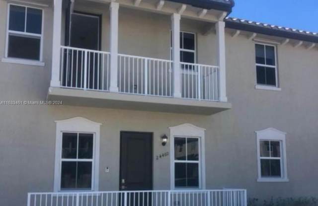 24460 SW 117th Ave - 24460 Southwest 117th Avenue, Princeton, FL 33032
