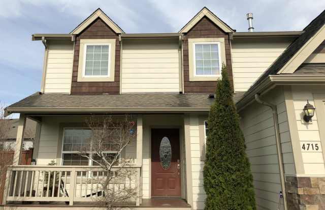 Exceptional 3 Bedroom 2.5 Bath Home in the Cordata Neighborhood Gallery 4