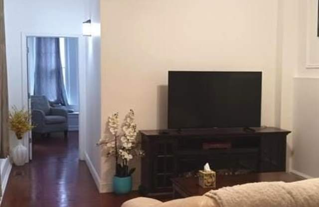 2034 DELANCEY PL Gallery 3