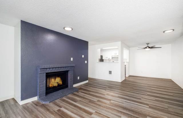 Garden Pointe Gallery 3