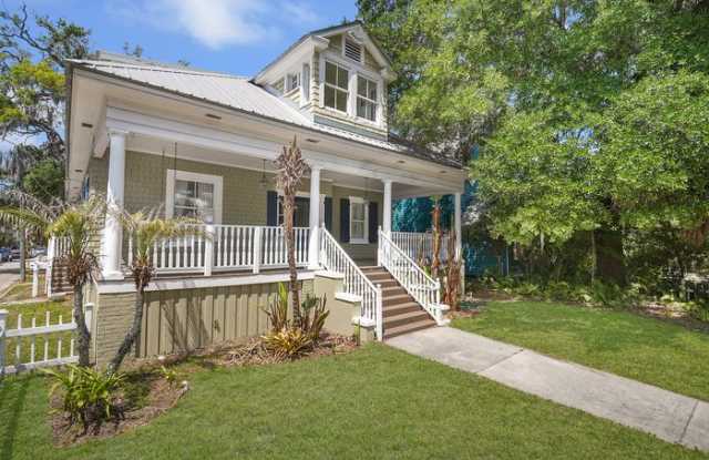 42 Saragossa Street photos photos