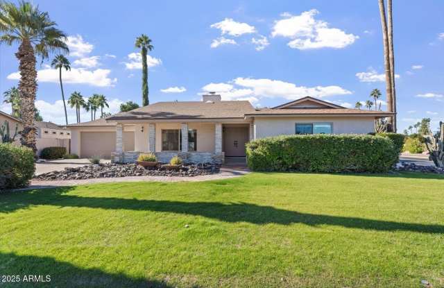 8635 E VIA DE LA GENTE -- photos photos