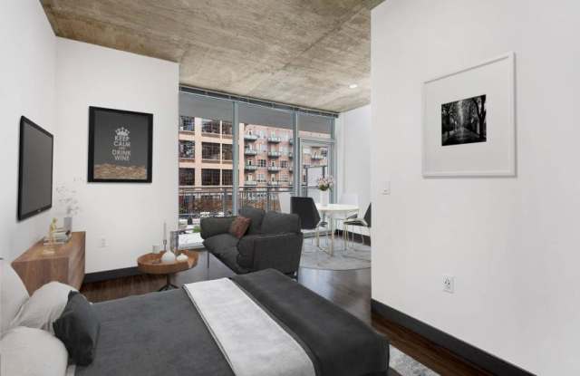 569 West Jackson Blvd. - 569 West Jackson Boulevard, Chicago, IL 60661 569 West Jackson Blvd. - 569 West Jackson Boulevard, Chicago, IL 60661