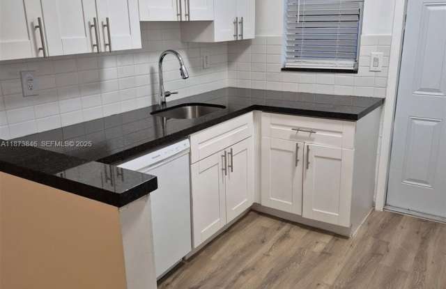 216 SW 9th St - 216 Southwest 9th Street, Hallandale Beach, FL 33009