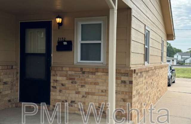 2152 South Santa Fe Street - 2152 Santa Fe South, Wichita, KS 67211