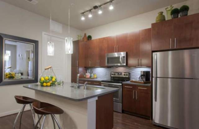 1365 Shore District Dr Gallery 4