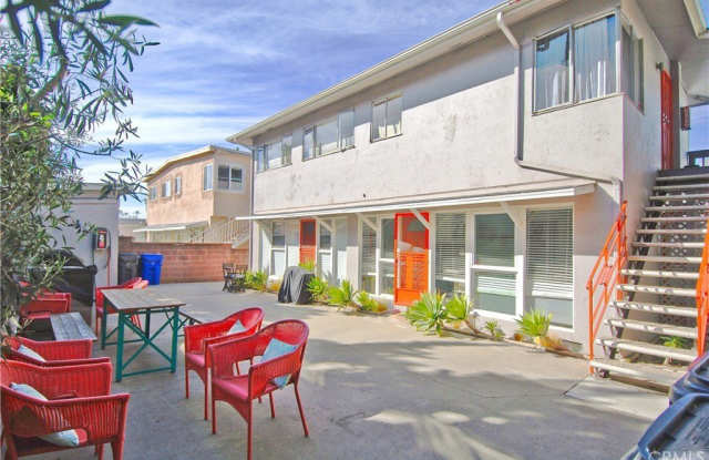 1446 Manhattan Beach Boulevard photos photos