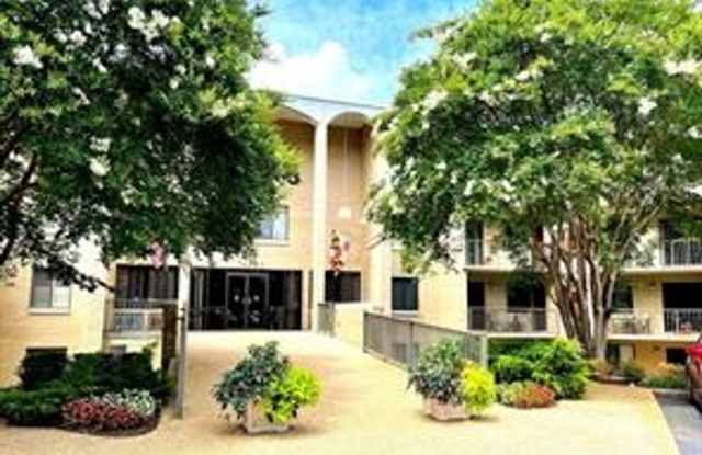 Beautiful 2BR 2BA top floor condo located across from Montgomery Mall Gallery 1