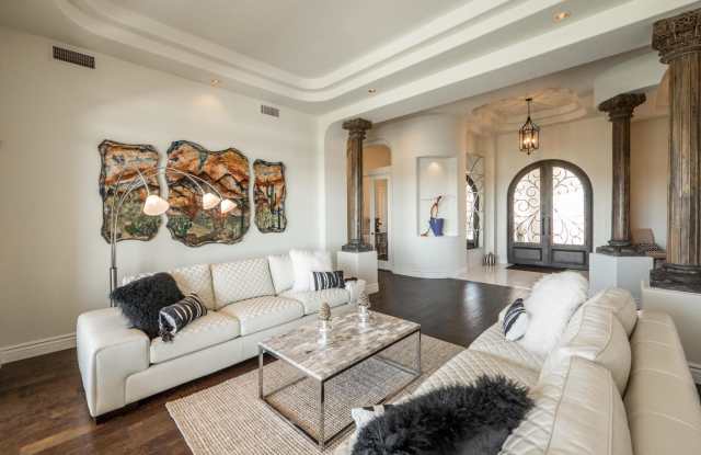 11951 E DESERT TRAIL Road Gallery 4