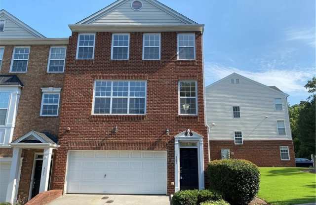 4680 Creekside Villas Way SE - 4680 Creekside Villas Way, Smyrna, GA 30082